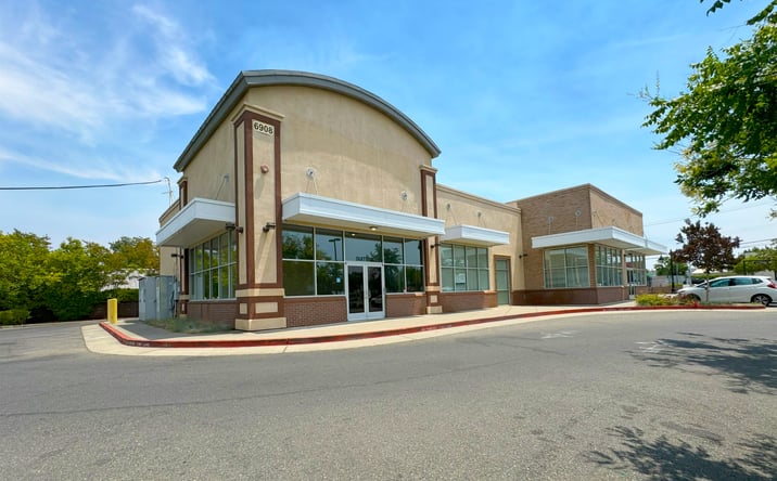 Pictures of Retail property located at 6908 Fair Oaks Blvd, Carmichael, CA 95608 for lease - image #1