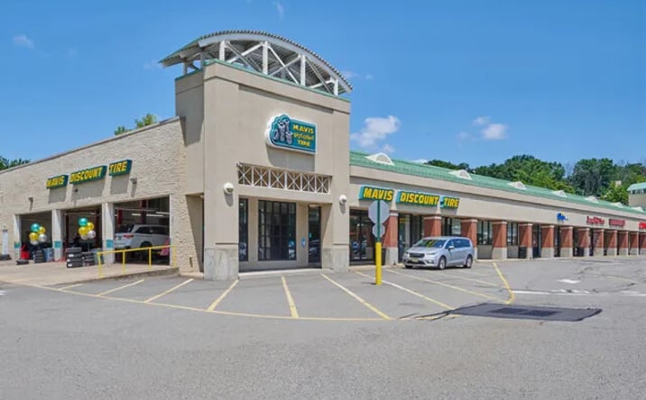Pictures of Retail property located at 437 US Highway 46 East, Rockaway, NJ 07866 for lease - image #1