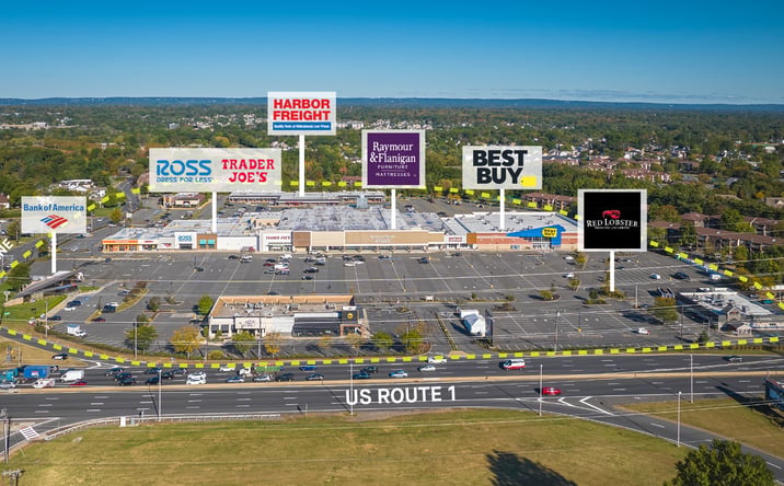 Pictures of Retail property located at 675 Route 1, Woodbridge, NJ 08830 for lease - image #1