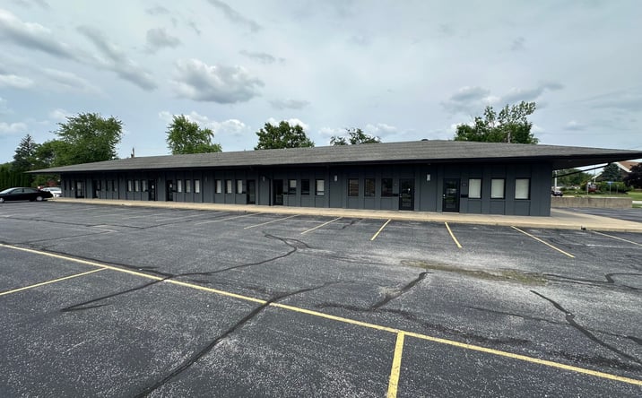 Pictures of Office property located at 8031-45 Euclid Ave, Munster, IN 46321 for lease - image #1