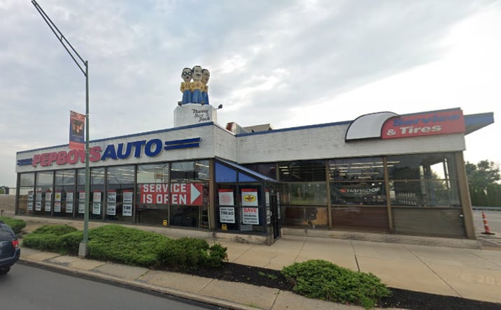 Pictures of Retail property located at 1901 Macarthur Road, Whitehall, PA 18052 for lease - image #1