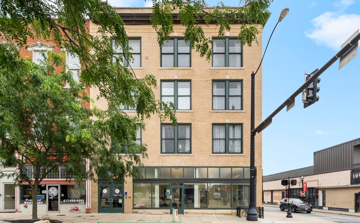 Pictures of Retail, Office property located at 324 Park Central W, Springfield, MO 65806 for lease - image #1