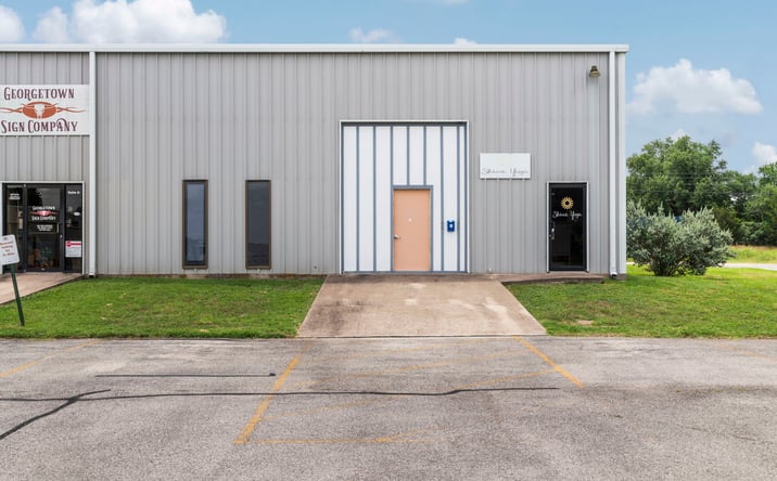 Pictures of Retail, Industrial, Special Purpose property located at 2522 Shell Rd, Georgetown, TX 78628 for lease - image #1