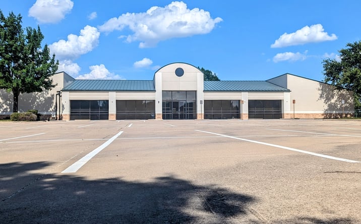 Pictures of Office property located at 3600 William D Tate Ave, Grapevine, TX 76051 for lease - image #1