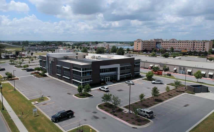 Pictures of Office property located at 401 SE Plaza Ave, Bentonville, AR 72712 for lease - image #1