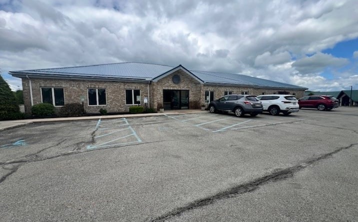 Pictures of Office property located at 1415 Eisenhower Blvd, Johnstown, PA 15904 for lease - image #1
