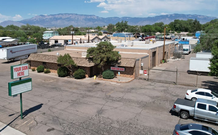 Pictures of Retail, Restaurant property located at 3320 2nd St NW, Albuquerque, NM 87107 for lease - image #1