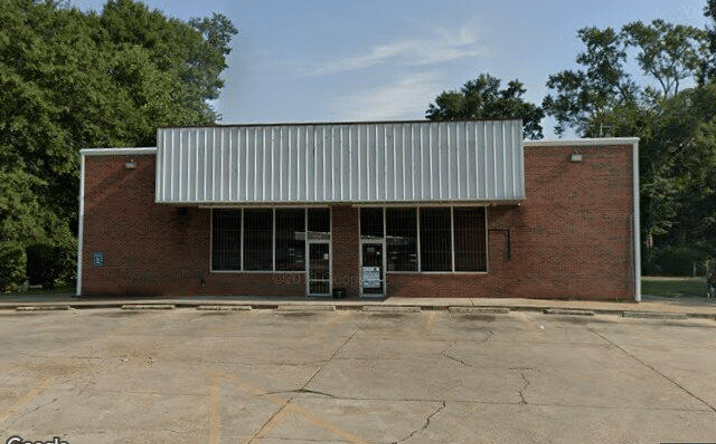 Pictures of Retail, Office property located at 1301 Main St, Hattiesburg, MS 39401 for lease - image #1
