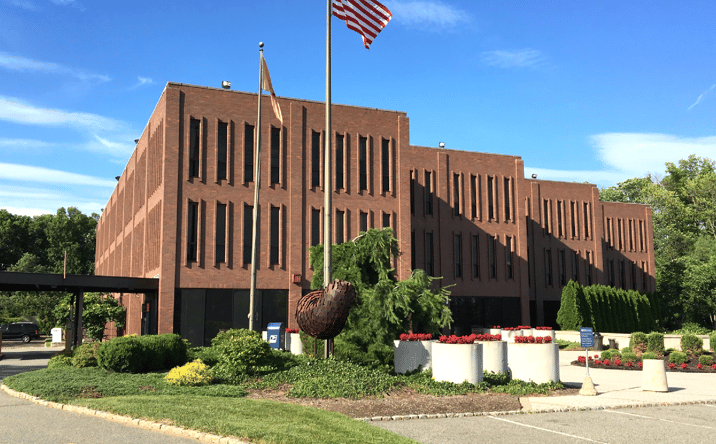 Pictures of Office property located at 2 Ridgedale Ave, Hanover, NJ 07927 for lease - image #1