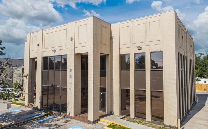 Pictures of Office property located at 2301 N Hullen St, Metairie, LA 70001 for lease - image #1
