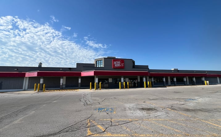 Pictures of Retail property located at 1817 West Broadway, Council Bluffs, IA 51501 for lease - image #1