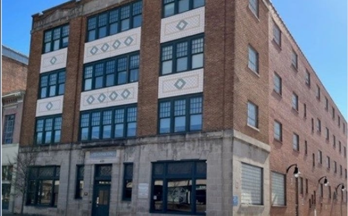 Pictures of Office property located at 440 Martin Luther King Jr Blvd, Macon, GA 31201 for lease - image #1