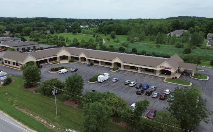 Pictures of Retail, Office property located at 1102-1190 E Paradise Dr, West Bend, WI 53095 for lease - image #1