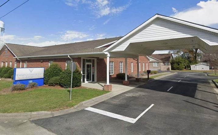 Pictures of Office property located at 153 E Mclean St, Saint Pauls, NC 28384 for lease - image #1