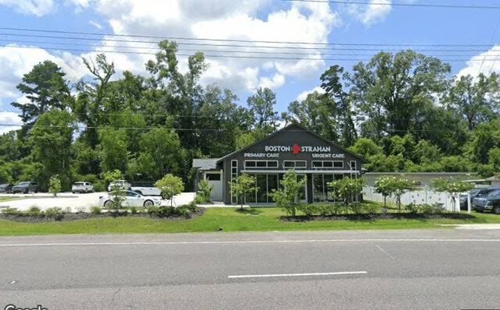 Pictures of Retail, Office property located at 18448 Magnolia Bridge Rd, Greenwell Springs, LA 70739 for lease - image #1