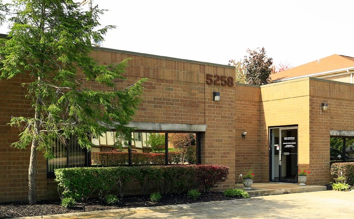 Pictures of Office property located at 5258 Transportation Blvd, Cleveland, OH 44125 for lease - image #1