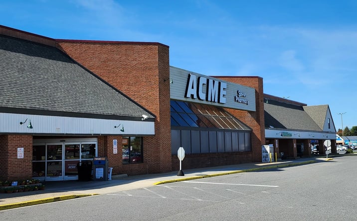 Pictures of Retail property located at 10-412 Fox Hunt Drive, Bear, DE 19701 for lease - image #1