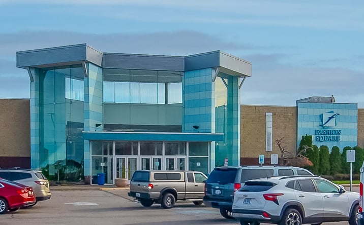 Pictures of Retail, Land, Restaurant property located at 4865 Fashion Square Mall, Saginaw, MI 48604 for lease - image #1
