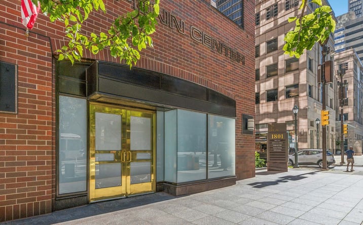 Pictures of Retail property located at 1801 Market Street, Philadelphia, PA 19103 for lease - image #1