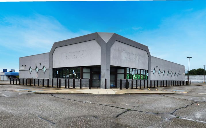 Pictures of Retail property located at 35250 S Gratiot Ave, Clinton Township, MI 48035 for lease - image #1