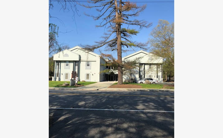 Pictures of Office property located at 275 N Middletown Rd, Pearl River, NY 10965 for lease - image #1