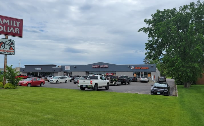 Pictures of Retail property located at 1500 Paul Bunyan Dr NW, Bemidji, MN 56601 for lease - image #1