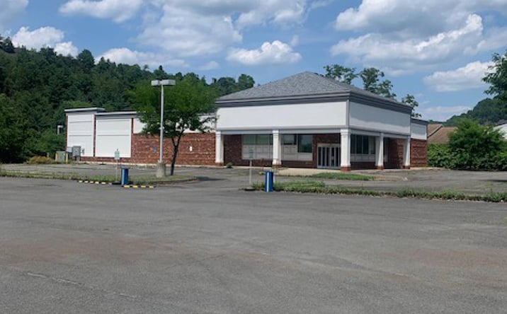 Pictures of Retail property located at 1099 E Broad St, Tamaqua, PA 18252 for lease - image #1