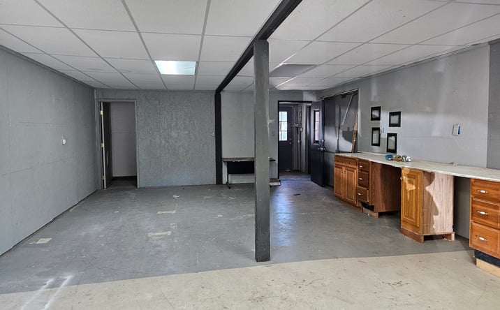 Pictures of Office, Industrial, Special Purpose property located at 169 Johnsonville Rd, Bangor, PA 18013 for lease - image #1