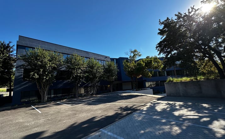 Pictures of Office property located at 6207 Bee Caves Rd, Austin, TX 78746 for lease - image #1