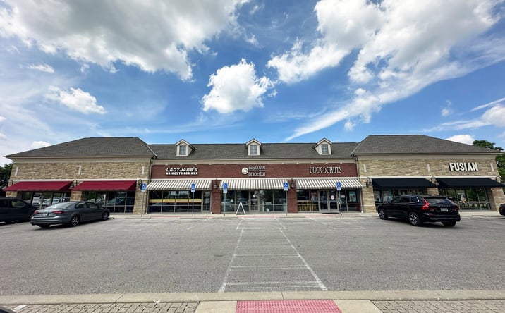 Pictures of Retail property located at 7705 Sawmill Rd, Dublin, OH 43016 for lease - image #1