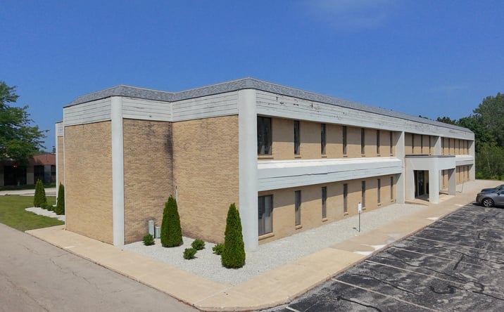 Pictures of Office property located at 7115 Windsor Lake Pkwy, Loves Park, IL 61111 for lease - image #1