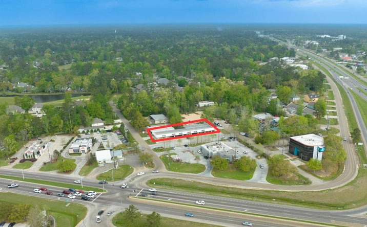 Pictures of Retail property located at 2201 11th St, Mandeville, LA 70471 for lease - image #1