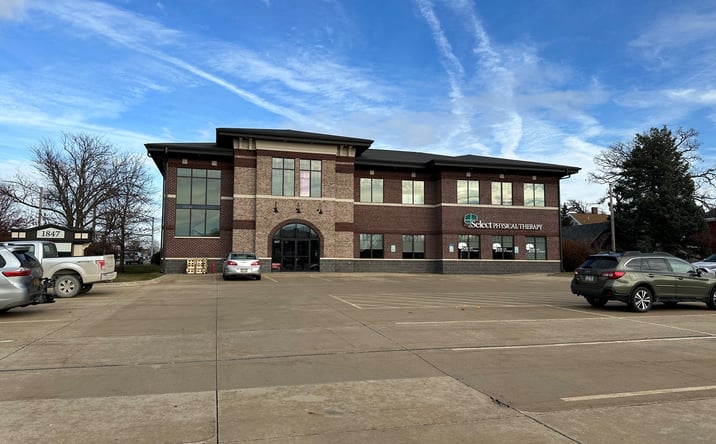 Pictures of Office property located at 1847 1st Ave SE, Cedar Rapids, IA 52402 for lease - image #1