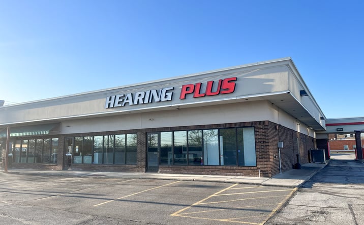 Pictures of Retail property located at 1396 SOM Center Road, Mayfield Heights, OH 44124 for lease - image #1