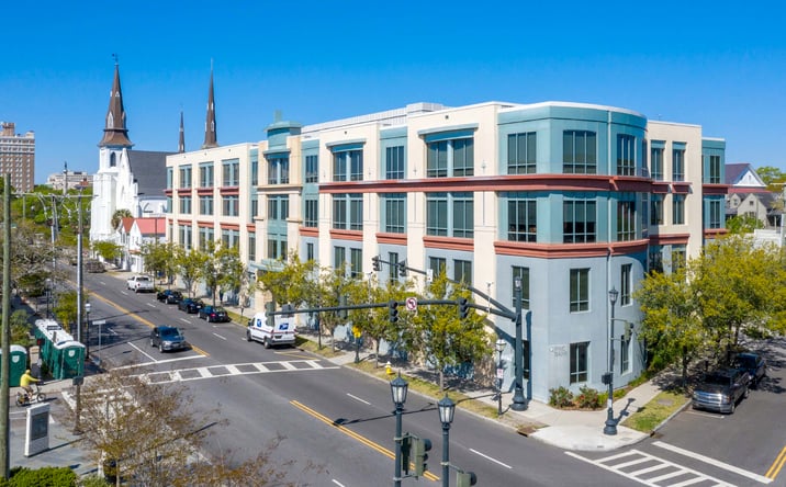 Pictures of Retail, Office, Restaurant property located at 100 Calhoun St, Charleston, SC 29401 for lease - image #1
