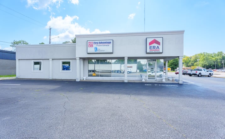 Pictures of Retail, Office, Special Purpose property located at 2202 US-41, Henderson, KY 42420 for lease - image #1