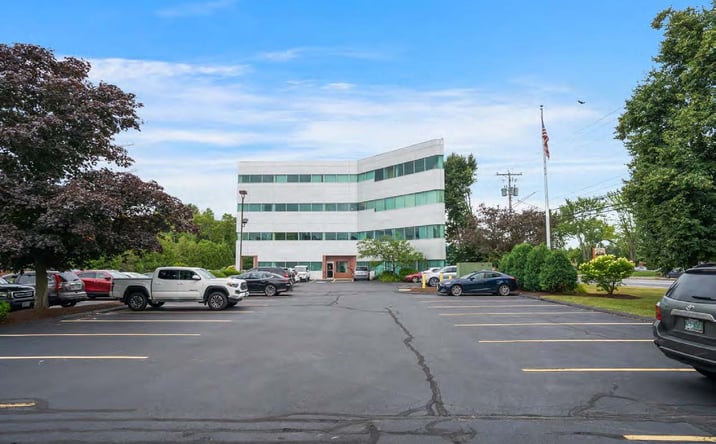 Pictures of Office property located at 547 Amherst St, Nashua, NH 03063 for lease - image #1