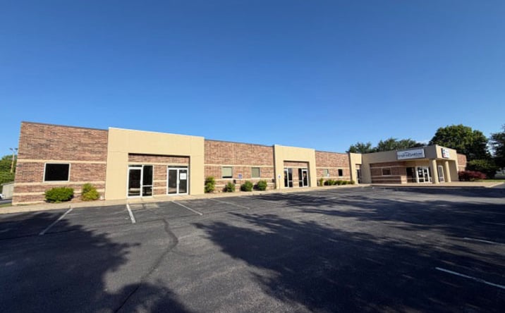 Pictures of Office property located at 1701 S Enterprise Ave, Springfield, MO 65804 for lease - image #1