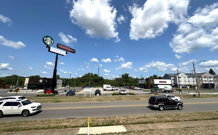 Pictures of Retail, Land property located at 675 Zane St, Zanesville, OH 43701 for lease - image #1