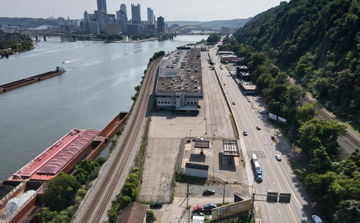 Pictures of Industrial property located at 1600 W Carson St, Pittsburgh, PA 15219 for lease - image #1