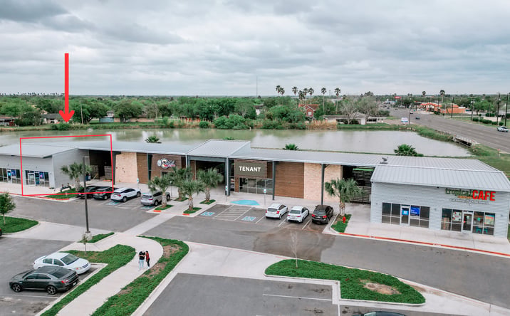 Pictures of Retail, Restaurant property located at 500 US-77 BUS, San Benito, TX 78586 for lease - image #1