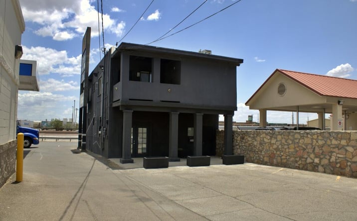 Pictures of Retail property located at 2317 E Missouri Ave, El Paso, TX 79903 for lease - image #1