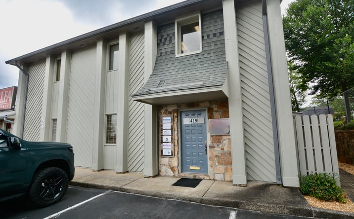 Pictures of Retail, Office, Special Purpose property located at 429 Quintard Ave, Anniston, AL 36201 for lease - image #1