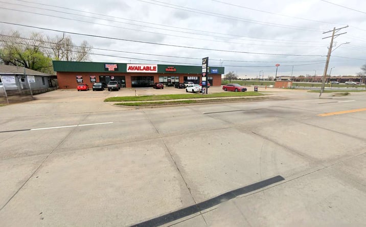 Pictures of Retail property located at 1260 24th Ave SW, Norman, OK 73072 for lease - image #1