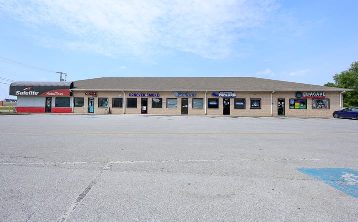 Pictures of Retail, Office, Restaurant property located at 130 Eisenhower Drive, Hanover, PA 17331 for lease - image #1
