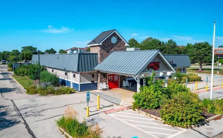 Pictures of Retail, Restaurant property located at 391 W Army Trail Rd, Bloomingdale, IL 60108 for lease - image #1