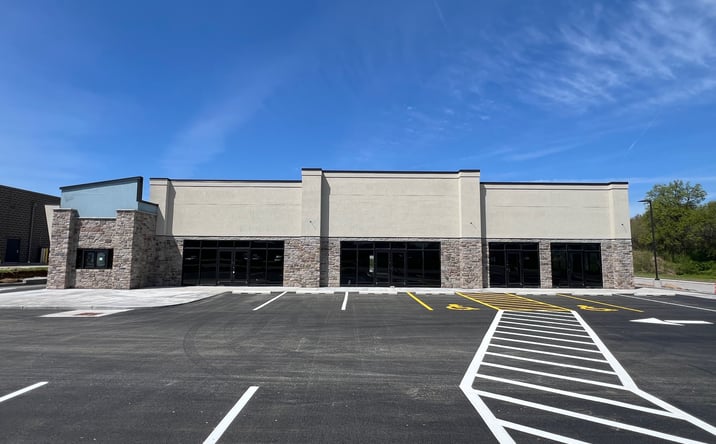 Pictures of Retail property located at 207 Scott Troy Rd, O'Fallon, IL 62269 for lease - image #1