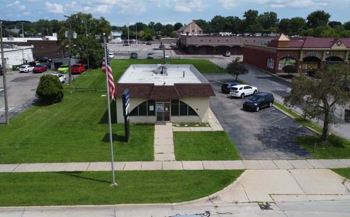 Pictures of Retail property located at 32860 Ryan Rd, Warren, MI 48092 for lease - image #1