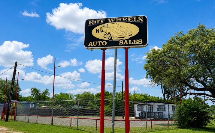 Pictures of Retail, Land, Special Purpose property located at 470 Hot Wells Blvd, San Antonio, TX 78223 for lease - image #1