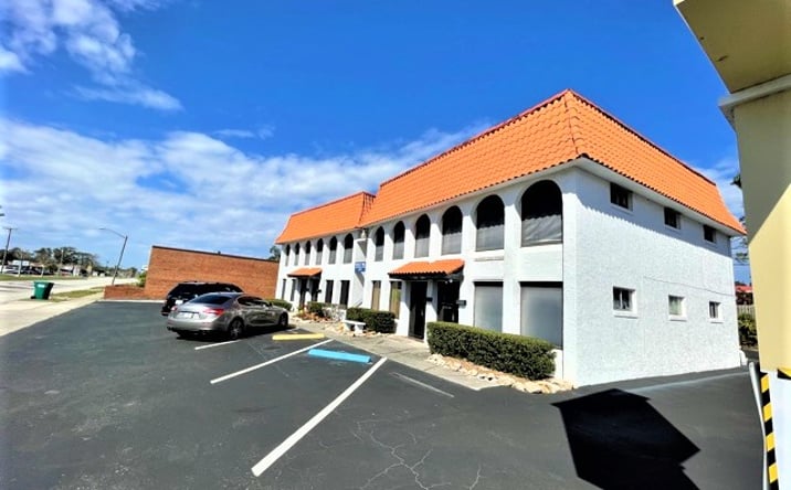 Pictures of Office property located at 1615 Ridgewood Ave, Holly Hill, FL 32117 for lease - image #1